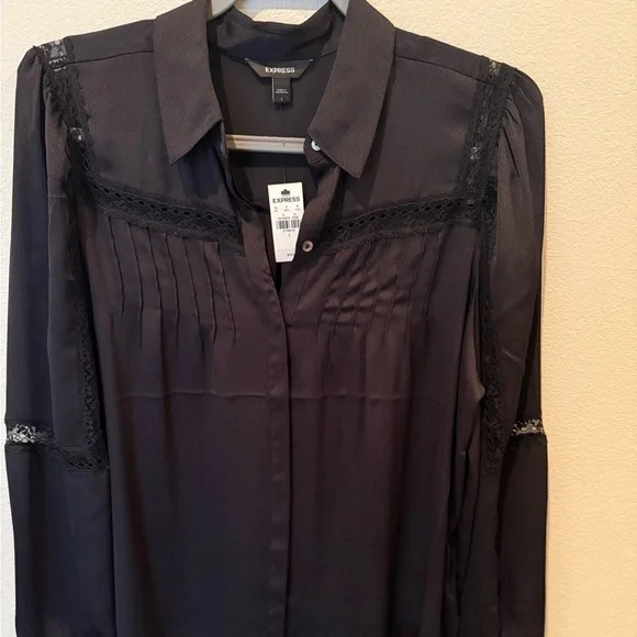 Express Black Blouse with Elegant Design - Picture 1 of 5